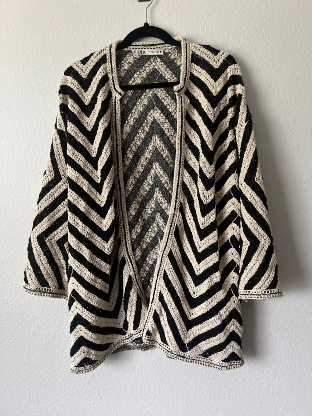 Zara crochet knit black white chevron cardigan sweater